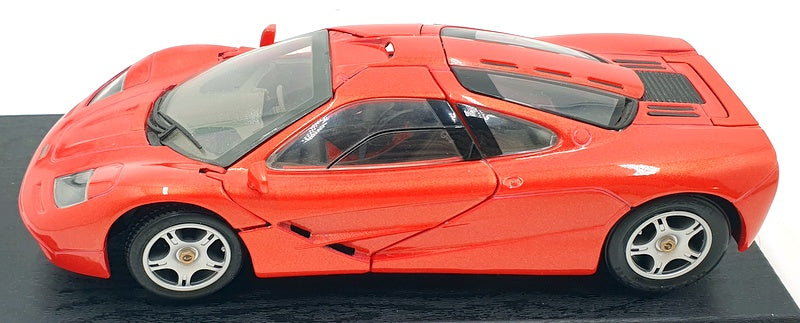 Maisto 1/18 Scale Diecast 31810 - 1993 McLaren F1 - Red
