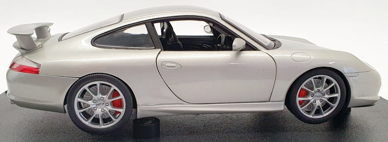 Hot Wheels 1/18 Scale Model Car C2590 - Porsche GT3 - Silver