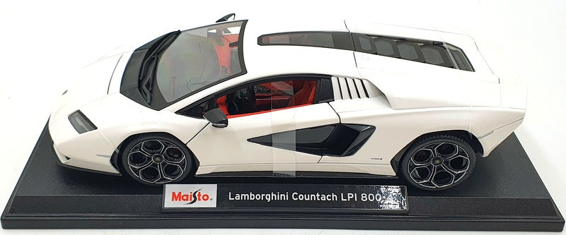 Maisto 1/18 Scale Diecast 46629 - Lamborghini Countach LPI 800-4 - White