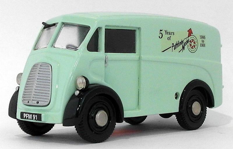 Pathfinder Vanguard 1/43 Scale VAN2 Morris J Type Van 1 Of 200 Green PFM Models