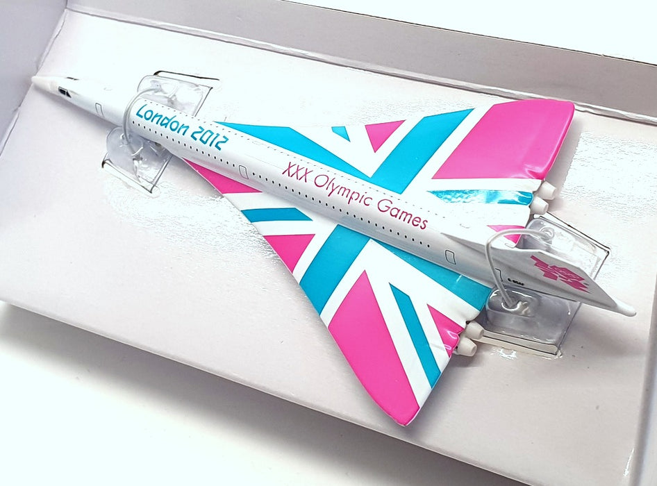 Corgi Appx 17cm Long Diecast TY84005 - Great British Classics - Concorde