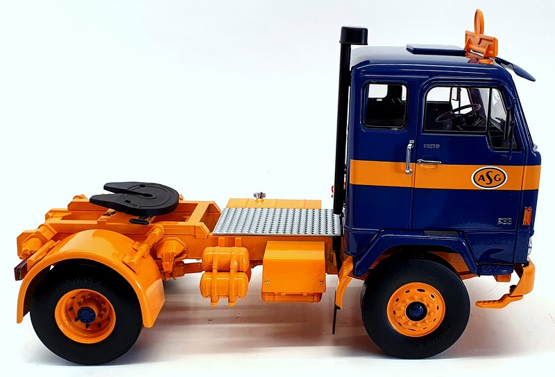 Model Car 1/18 Scale Model Truck MCG18140 - 1971 Volvo F88 Tractor Truck 2 Assi