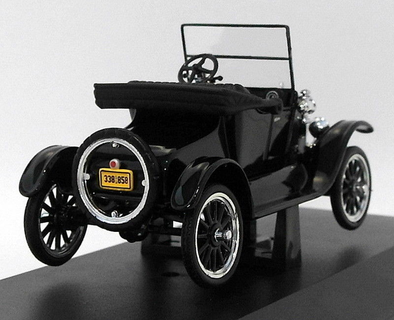 Ixo Models 1/43 Scale CLC012 - 1925 Ford T Runabout 2 Seaters Opened - Black