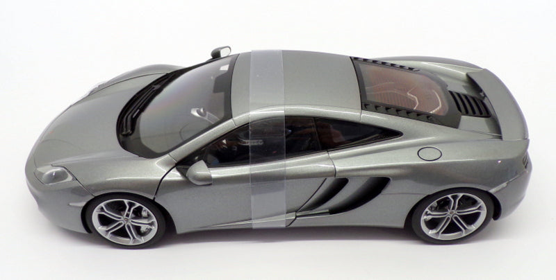 Autoart 1/18 Scale Model Car 76007 - McLaren 12C - Silver