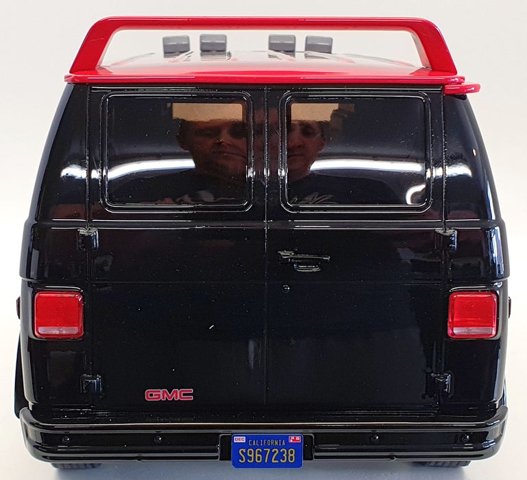 Greenlight 1/12 Scale Model Car 12101 - 1983 GMC Vandura A Team