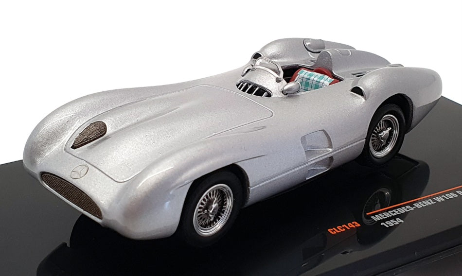 Ixo 1/43 Scale CLC143 - Mercedes Benz W196 R Streamliner - Silver