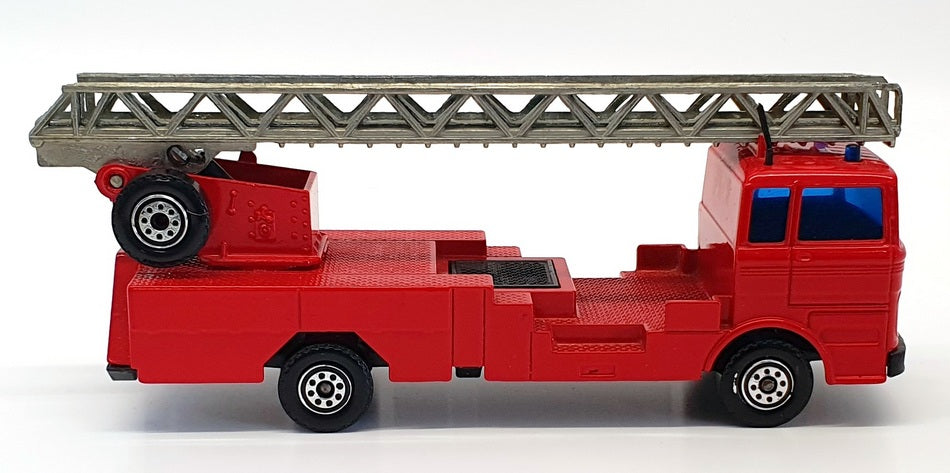 Solido Appx 17cm Long Diecast 361 - Mecedes Benz Fire Engine - Red
