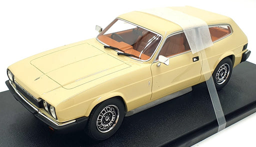Cult Models 1/18 Scale Resin CML135-1 Reliant Scimitar GTE 1976 - White
