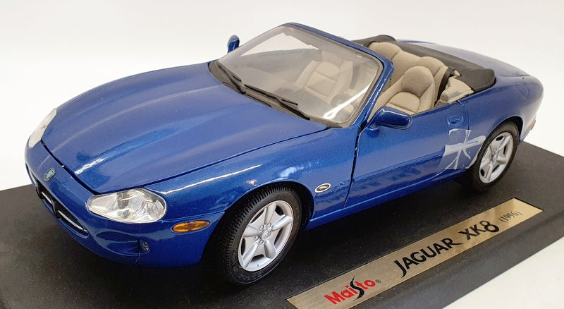 Maisto 1/18 Scale Diecast 31836 - 1996 Jaguar XK8 Convertible - Blue