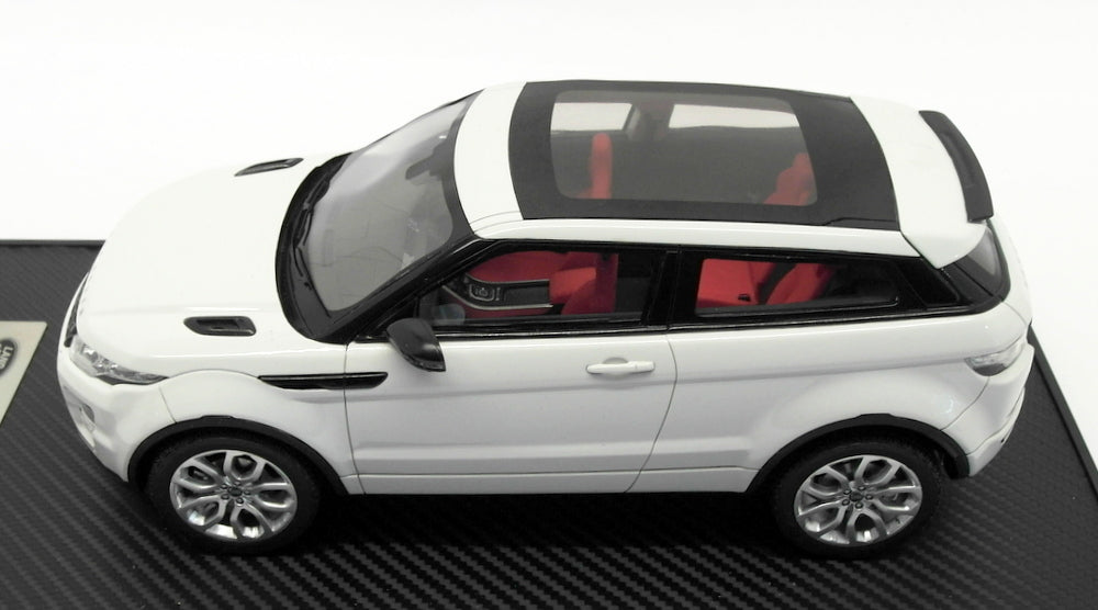 Century Dragon 1/18 Scale CDLR-1002 - 2011 Range Rover Evoque - White