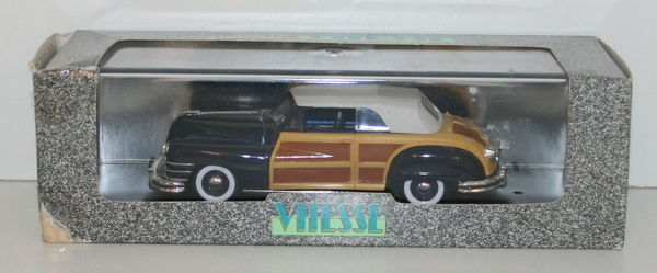 VITESSE 1/43 491 - CHRYSLER TOWN & COUNTRY CLOSED CABRIOLET - BLUE