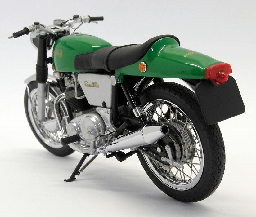 Minichamps 1/12 Scale 122 132000 Norton Commando 750 Fastback 1968 Green