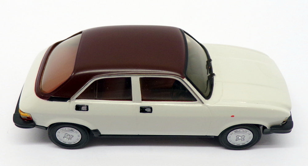 Somerville Models 1/43 Scale 143 - Austin Allegro 3 - White/Brown Roof