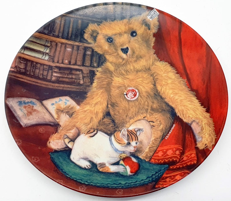 Margarete Steiff 20cm Wide MS3 - Steiff Club Century Collection 1996 /1997 Plate