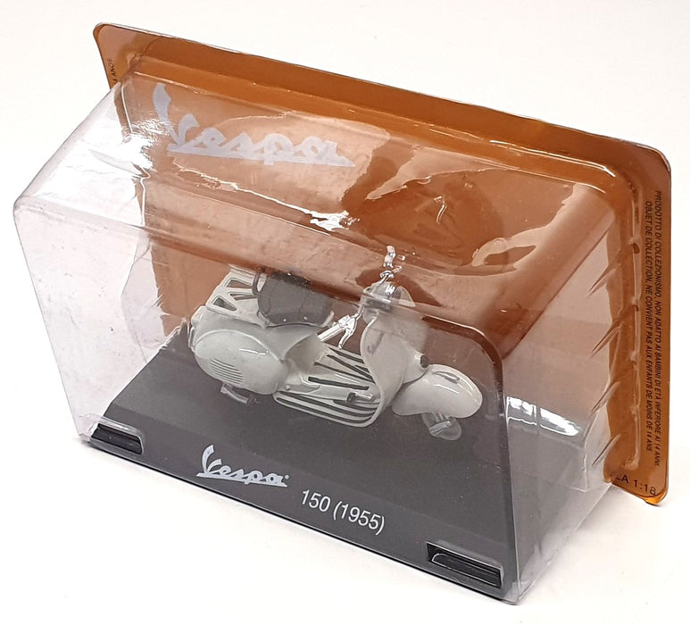 Altaya 1/18 Scale Diecast #32 - 1955 Piaggio Vespa 150 - Lt Grey