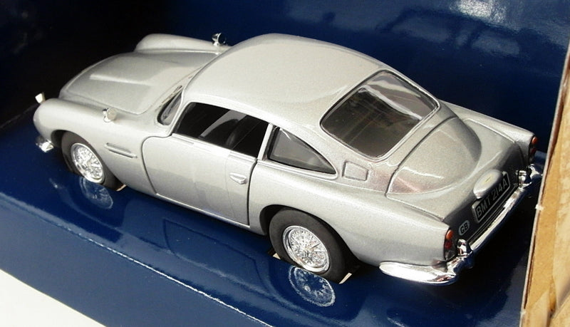 Corgi 1/36 Scale CC04311 - Aston Martin DB5 - Bond 007 Goldeneye