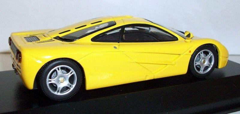 MINICHAMPS 1/43 SCALE - 530 133436 MCLAREN F1 ROADCAR - YELLOW