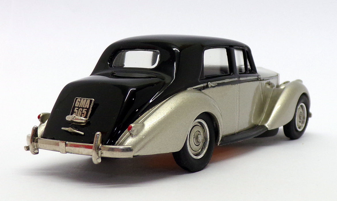 Western Models 1/43 Scale WMS57TT - 1953 Rolls Royce Silver Dawn - Black/Silver
