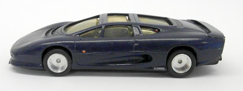 Provence Moulage 1/43 Scale Resin - KXJ Jaguar XJ220 Blue