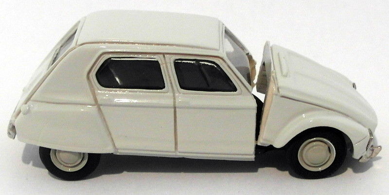 Duvi Models 1/43 Scale Resin 002 - Citroen Dyane - White