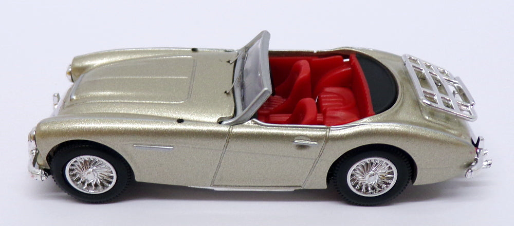 Vanguards 1/43 Scale VA05106 - Austin Healey 3000 MkII - Golden Beige