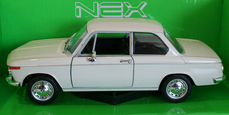 Welly Nex 1/24 Scale 24053W - BMW 2002ti - Cream