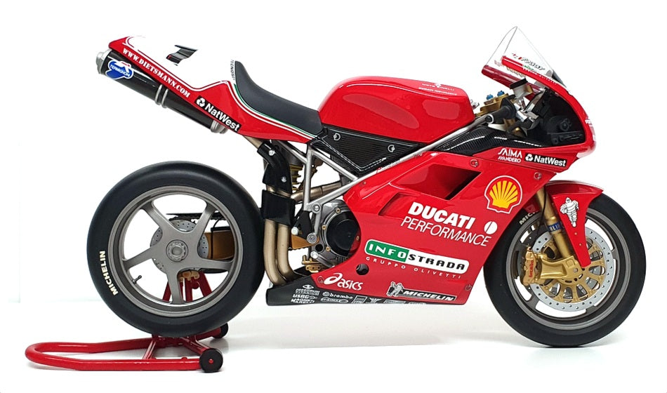 Minichamps 1/6 Scale 062 991211 - Ducati 996 Carl Fogarty WSB Champion 1999 Red
