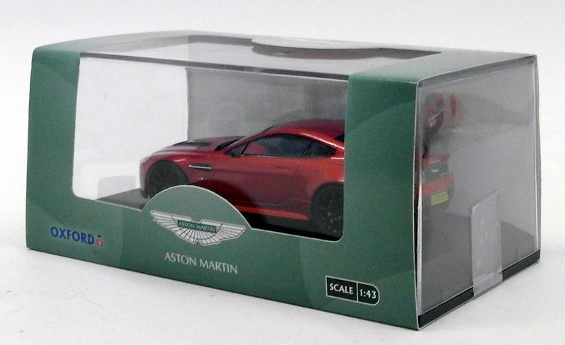 Oxford Diecast 1/43 Scale AMVT001 - Aston Martin V12 Vantage S - Volcano Red