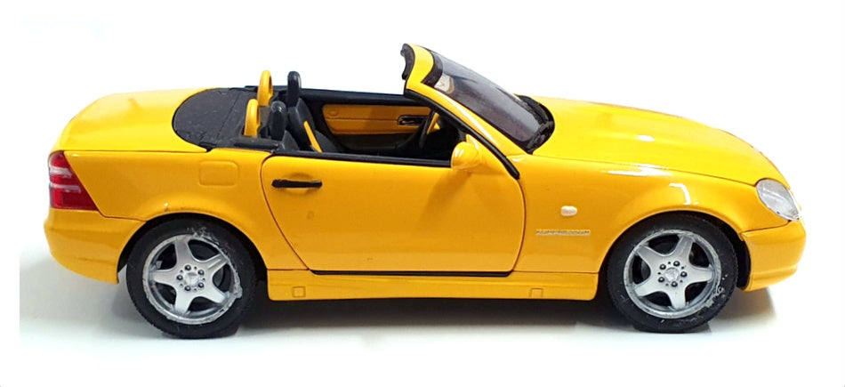 UT Models 1/18 Scale Diecast 18222 - Mercedes Benz SLK AMG - Yellow