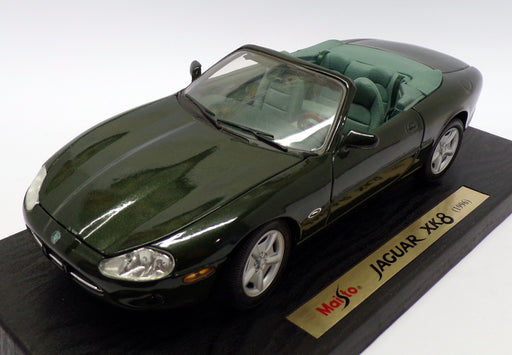 Maisto 1/18 Scale Model Car 31836 - Jaguar XK8 Convertible - Green