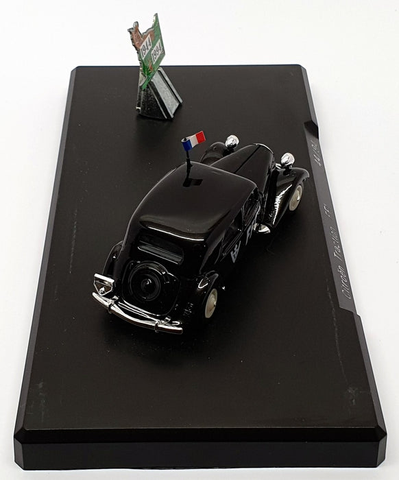 Solido 1/43 Scale Model Car 44/94 - Citroen Traction FFI - Black