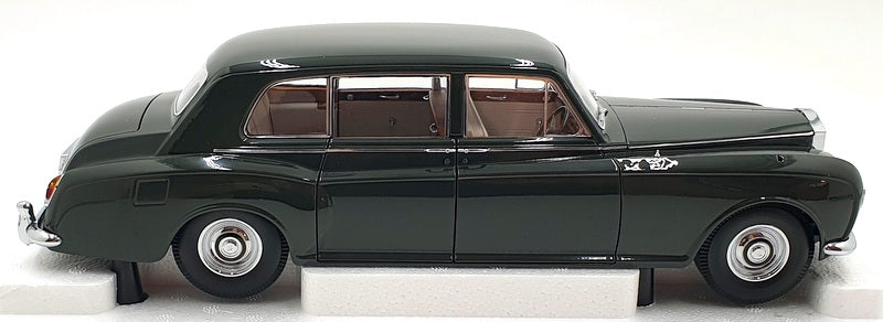 Paragon 1/18 Scale Diecast PA-38217 - Rolls Royce Phantom V Brewster Green RHD