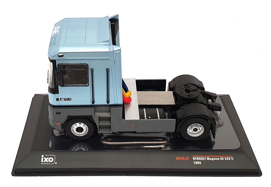Modellino IXO 1:43 Renault Magnum AE 520 Ti (1994) - Blu Metallizzato