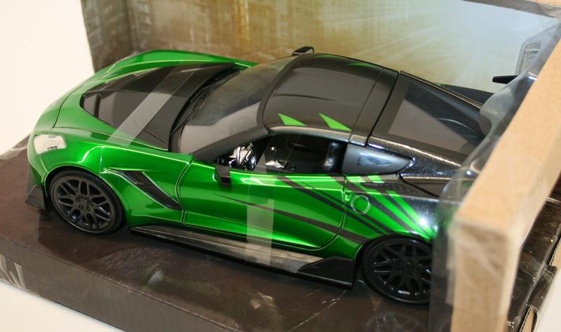 Jada 1/24 Scale 98499 Transformers Metal Car Chevy Corvette Stingray Crosshairs