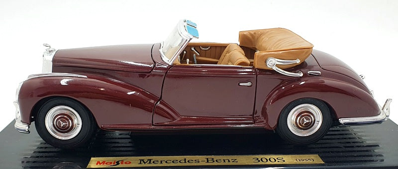 Maisto1/18 Scale Diecast 31806 - 1955 Mercedes Benz 300S - Red