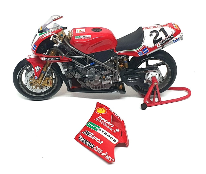 Minichamps 1/12 Scale 122 001221 - Ducati 996 Superbike 2000 Troy Bayliss