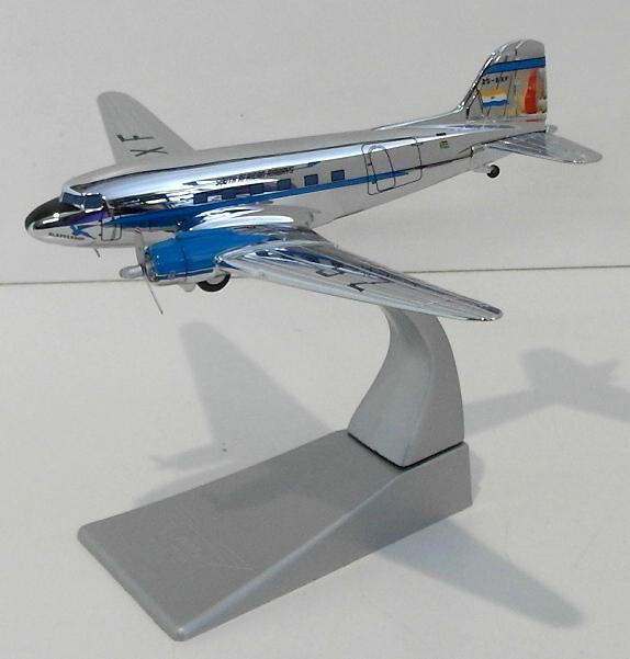 Corgi 1/144 Scale AA30007 - Douglas DC-3 - South African Airways Historic Flight