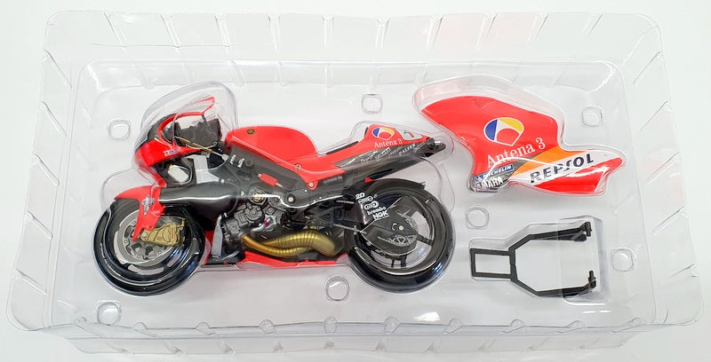 Minichamps 1/12 Scale Motorcycle 122026306 - Yamaha YZR 500 Team Antena
