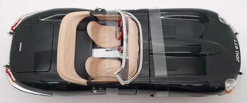 Burago 1/18 Scale Model Car #18 12046 - 1961 Jaguar E Cabriolet - Green