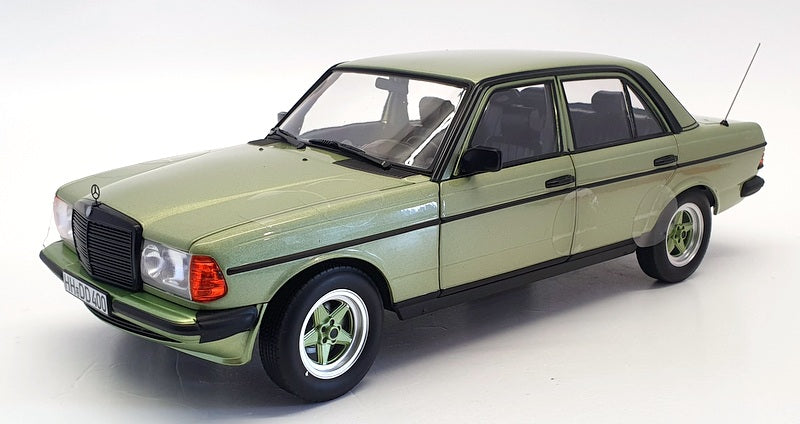 Norev 1/18 Scale 183795 - Mercedes Benz 200 With AMG Bodykit - Silver/Green