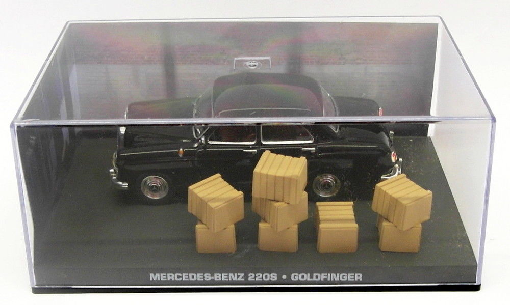 Fabbri 1/43 Scale Model Car 14518 - Mercedes Benz 220S - Goldfinger