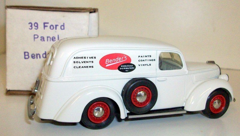 Durham Classics 1/43 Scale 1939 Ford panel van Benders wholesalers distributors
