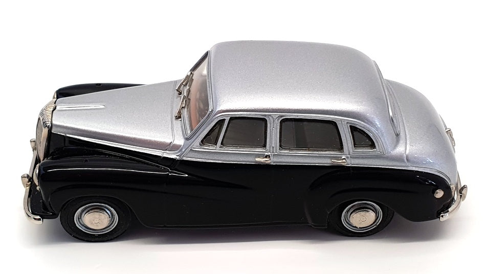 J&M Classics 1/43 Scale #15 - Daimler Conquest MKI Saloon - Silver/Black