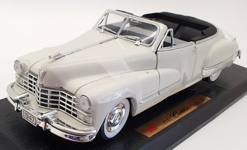 Anson 1/18 Scale Model Car 30335 - 1947 Cadillac Series 62 - White