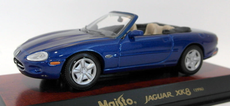 Maisto 1/43 scale Diecast - 31501 Jaguar XK8 Cabriolet 1996 blue