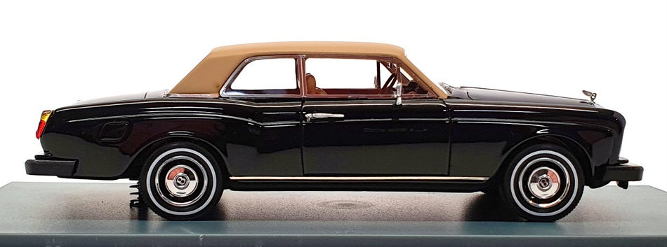 Neo 1/43 Scale Resin 44146 - Bentley Corniche - Black/Beige