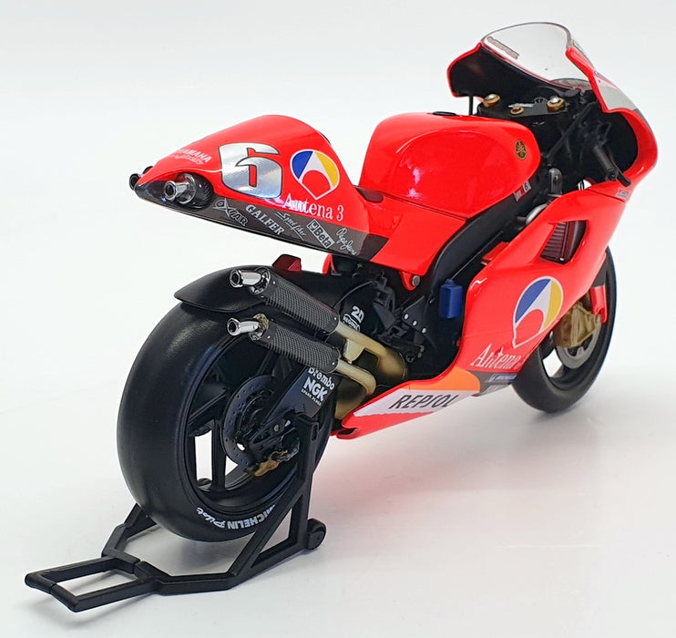 Minichamps 1/12 Scale Motorcycle 122026306 - Yamaha YZR 500 Team Antena