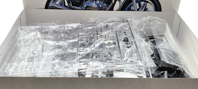 Aoshima 1/12 Scale Kit 15 - Honda Hawk II CB400T 1977