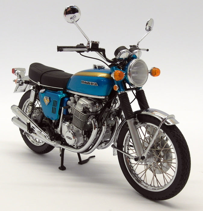 Minichamps 1/12 Scale Diecast 122 161000 Honda CB 750 1968 Version 1