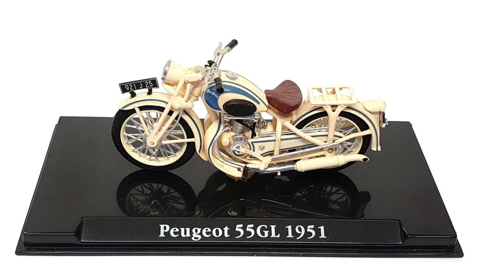 Atlas Editions 1/24 Scale 4 658 125 - 1951 Peugeot 55GL Motorbike - Cream